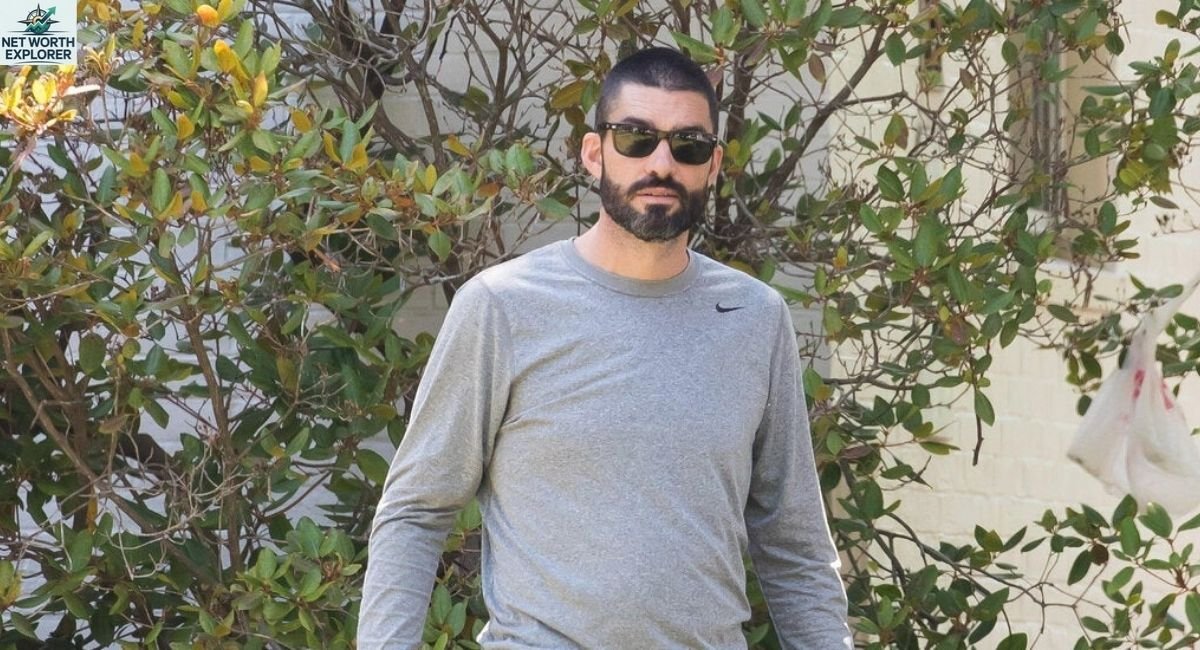 Scott Borgerson portrait photo introducing his background and career